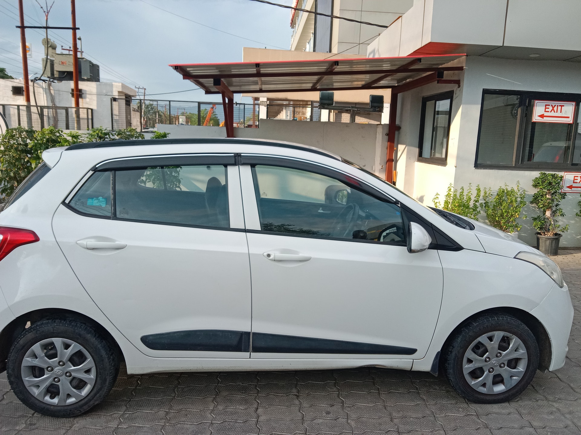 Used 2016 Hyundai Grand i10 Used 2016 Hyundai Grand i10