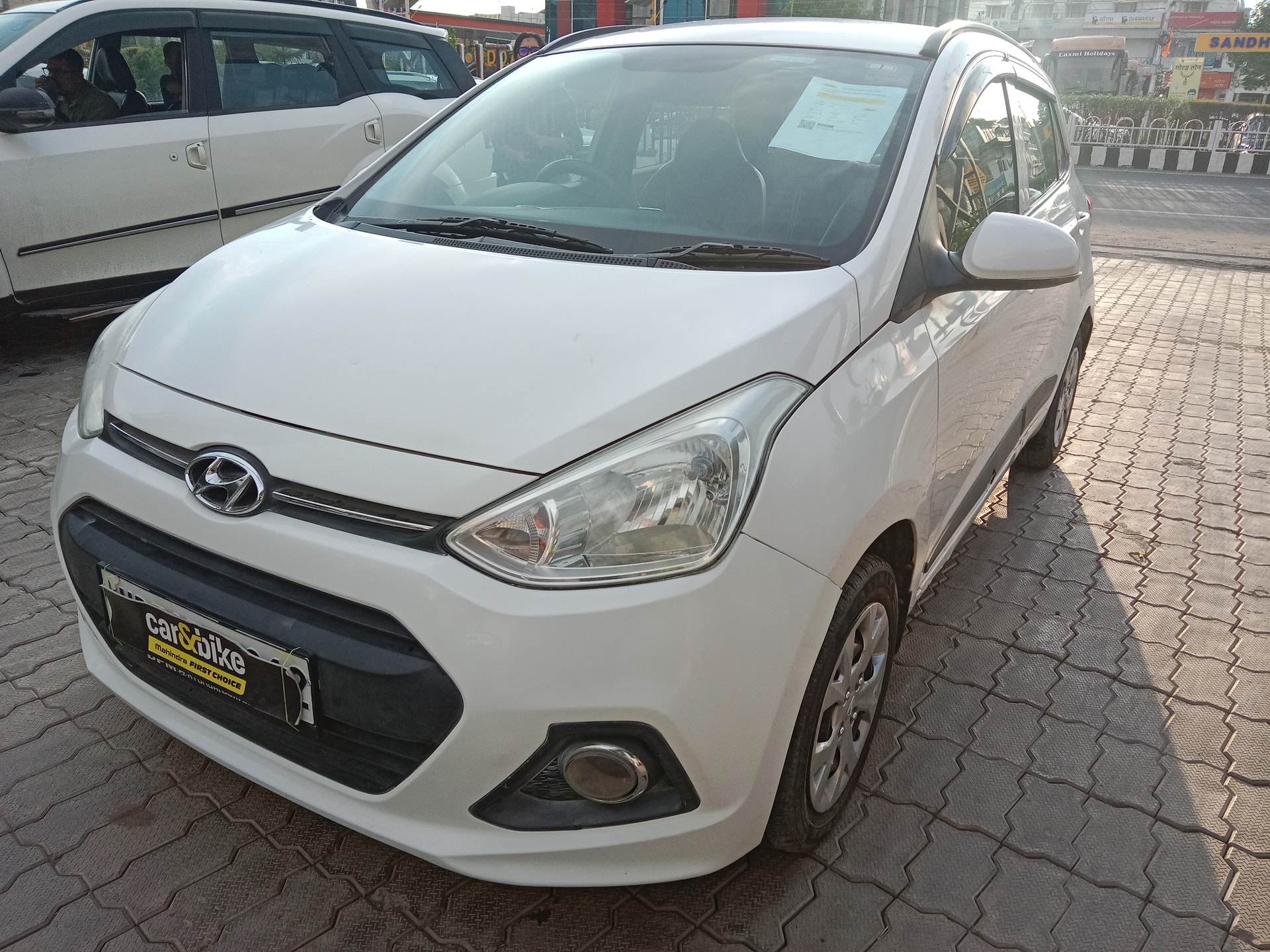 Used 2016 Hyundai Grand i10 Used 2016 Hyundai Grand i10