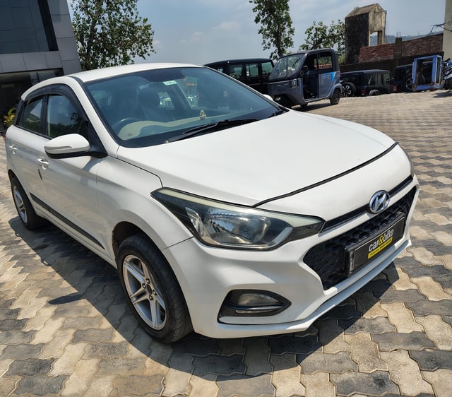 View Hyundai i20 Active Image 12 Used Hyundai i20 Active Image 12