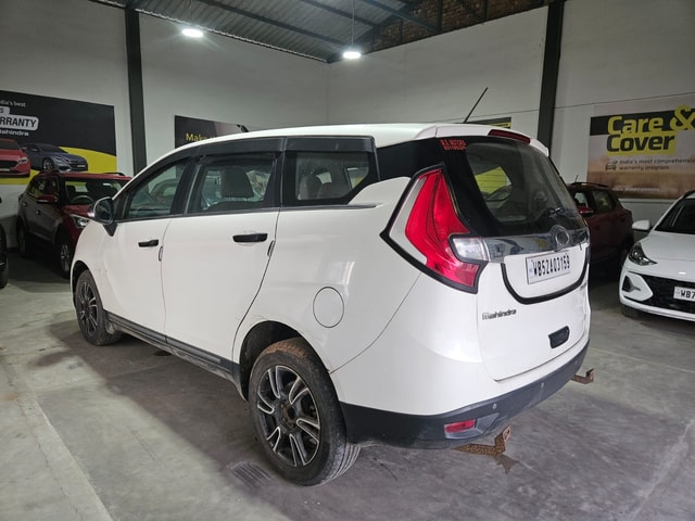 View Mahindra Marazzo Image 8 Used Mahindra Marazzo Image 8