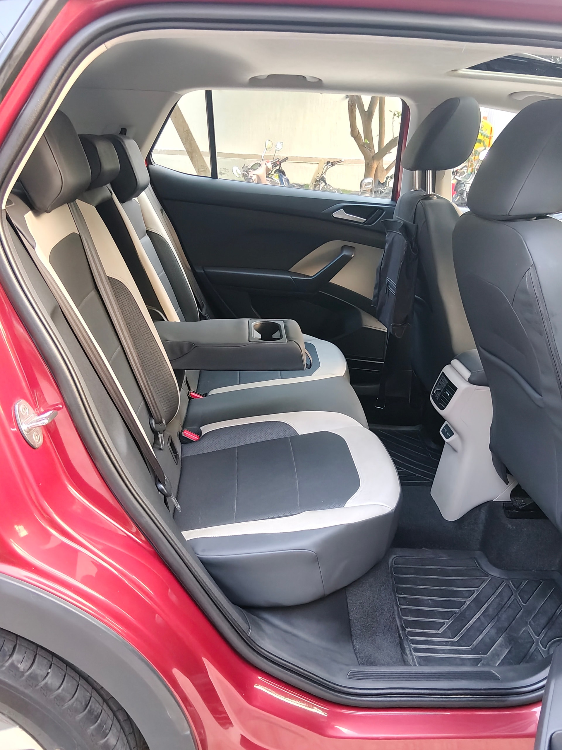 Used 2022 Volkswagen Taigun Used 2022 Volkswagen Taigun