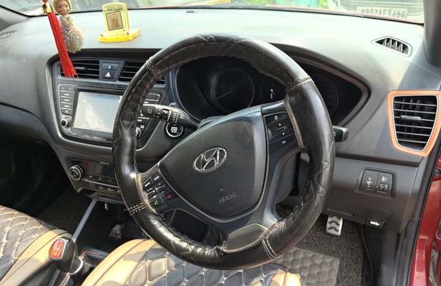 View Hyundai i20 Active Image 11 Used Hyundai i20 Active Image 11