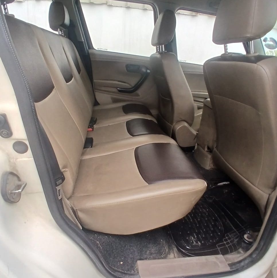 Used 2018 Mahindra TUV300 Used 2018 Mahindra TUV300