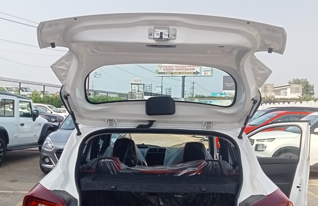 View Renault Kwid Image 16 Used Renault Kwid Image 16