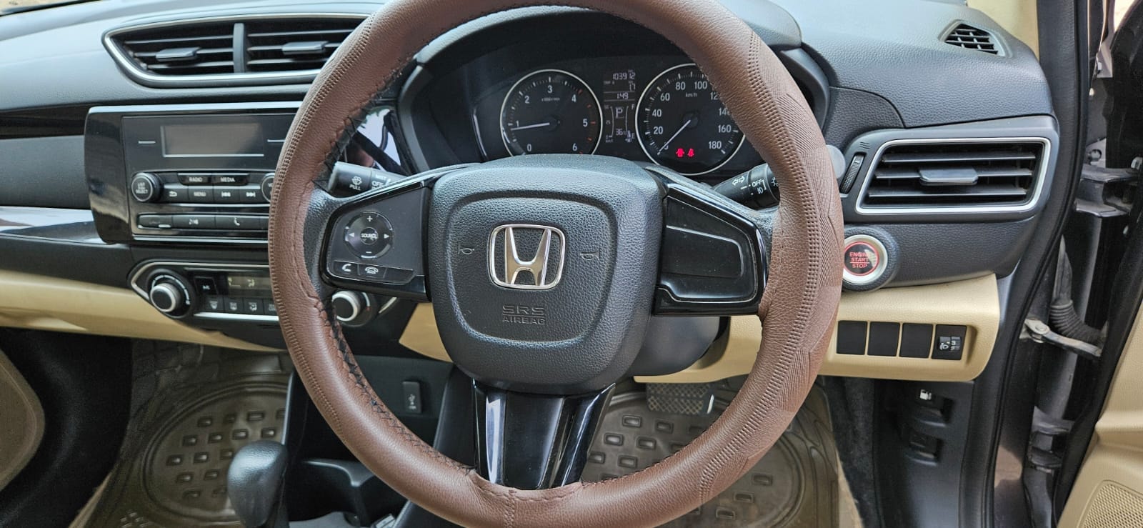 View 2018 Honda Amaze 1.5 V AT i-DTEC Image 11 Used 2018 Honda Amaze 1.5 V AT i-DTEC Image 11