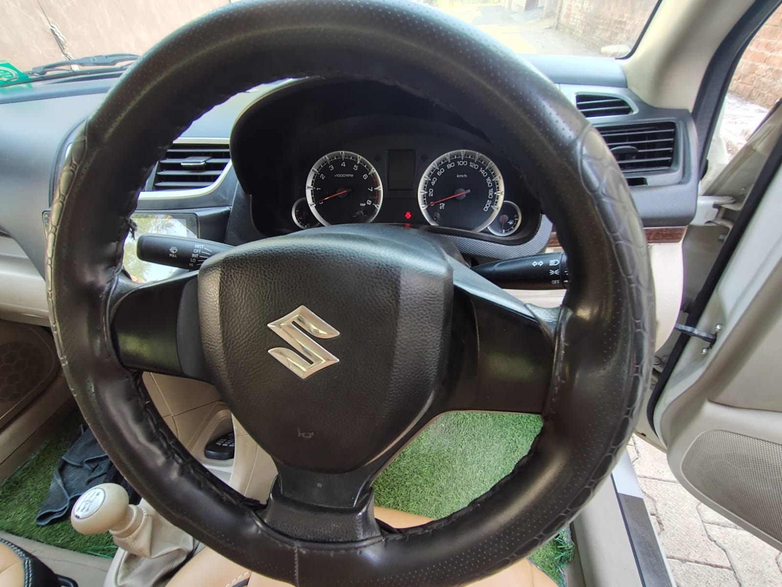 Used 2016 Maruti Suzuki Swift DZire Used 2016 Maruti Suzuki Swift DZire