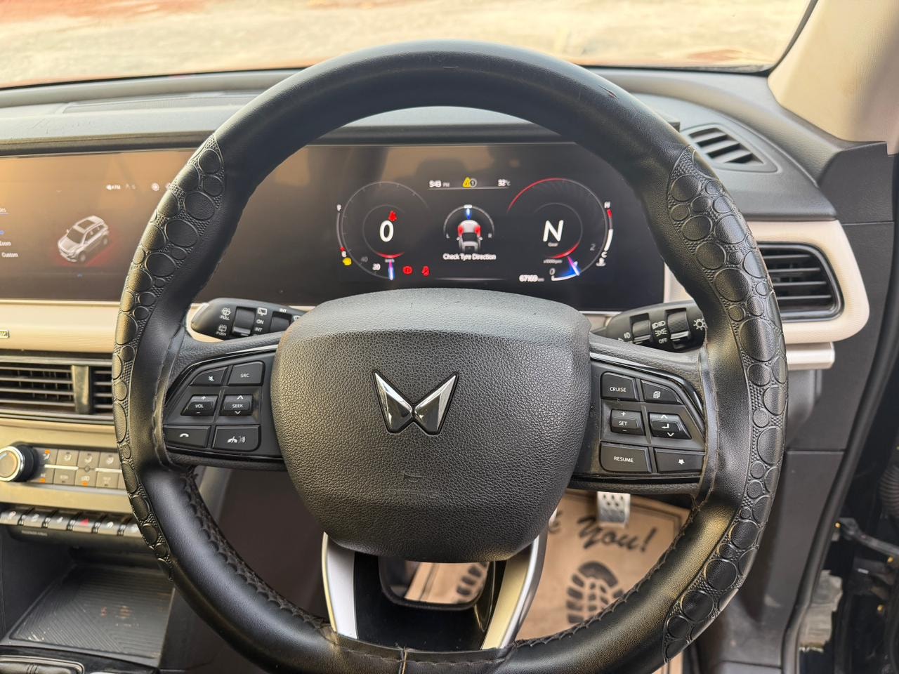 Used 2024 Mahindra XUV700 Used 2024 Mahindra XUV700