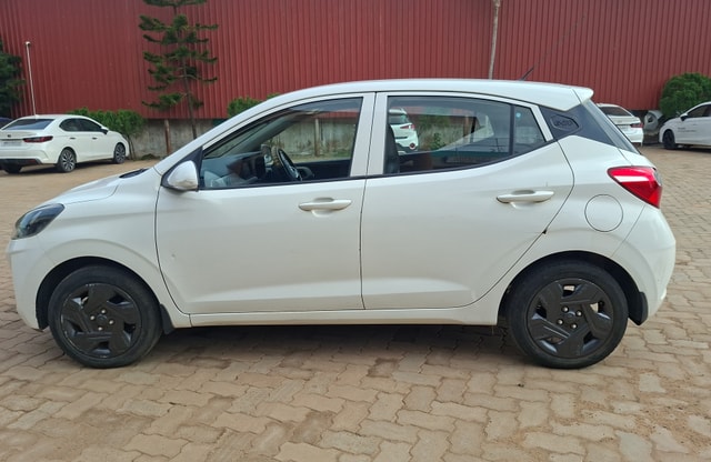 View Hyundai Grand i10 Nios Image 6 Used Hyundai Grand i10 Nios Image 6