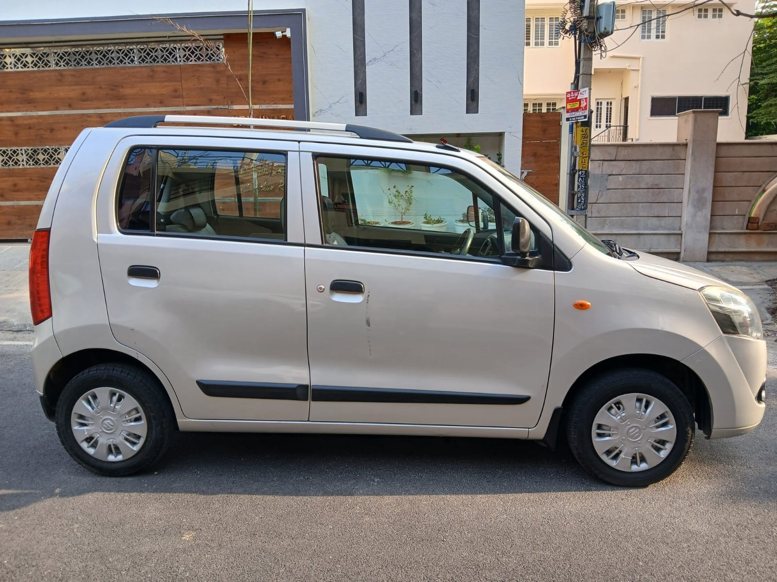 Used 2011 Maruti Suzuki Wagon R Used 2011 Maruti Suzuki Wagon R