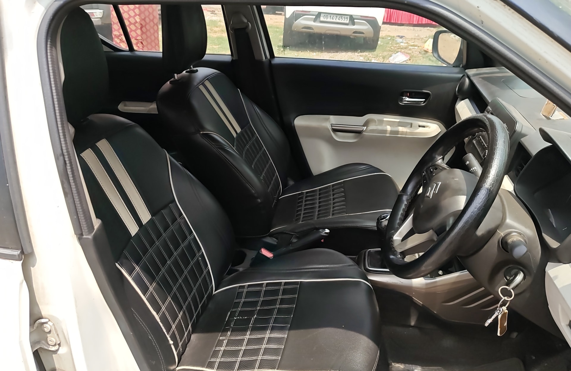 Used 2017 Maruti Suzuki Ignis Used 2017 Maruti Suzuki Ignis