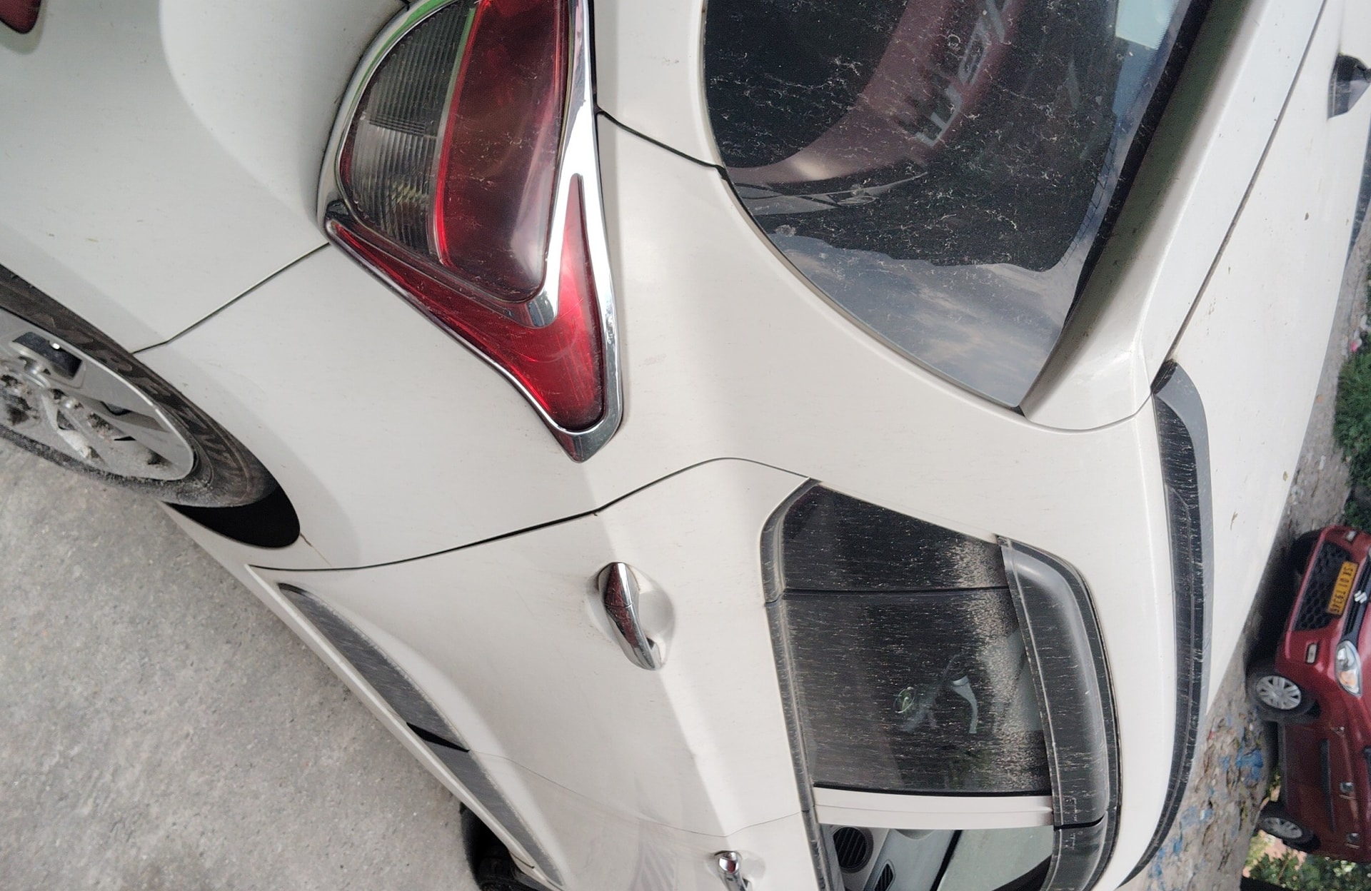 View 2014 Hyundai i10 1.2 Sportz MT Image 8 Used 2014 Hyundai i10 1.2 Sportz MT Image 8