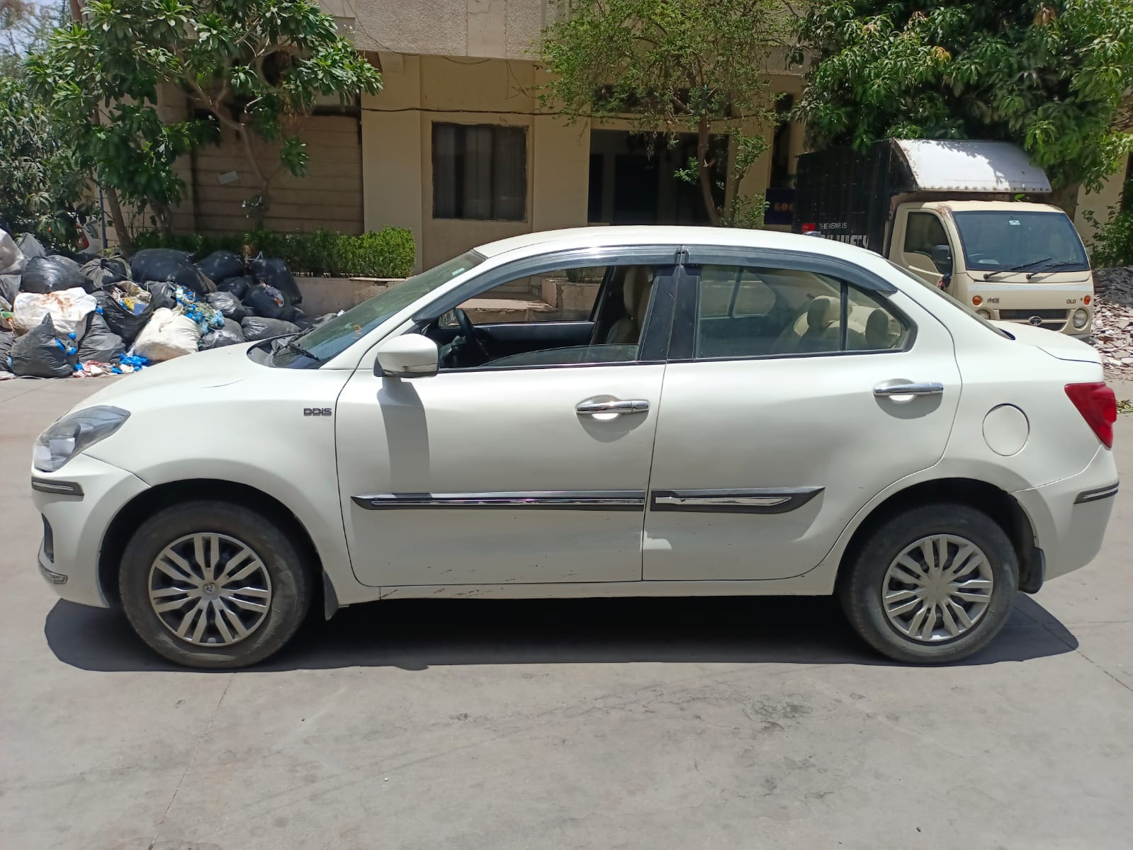 Dzire image 4 Dzire image 4