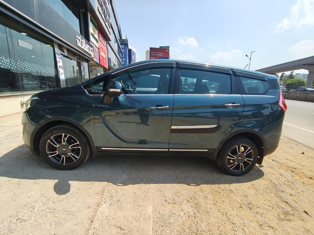 Used 2018 Mahindra Marazzo Used 2018 Mahindra Marazzo