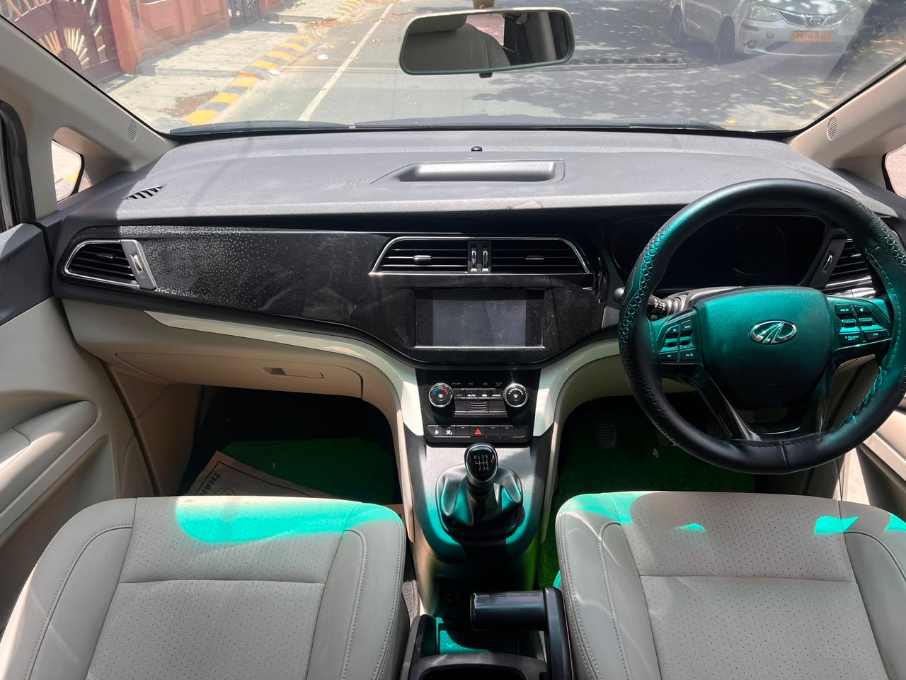 Used 2018 Mahindra Marazzo Used 2018 Mahindra Marazzo