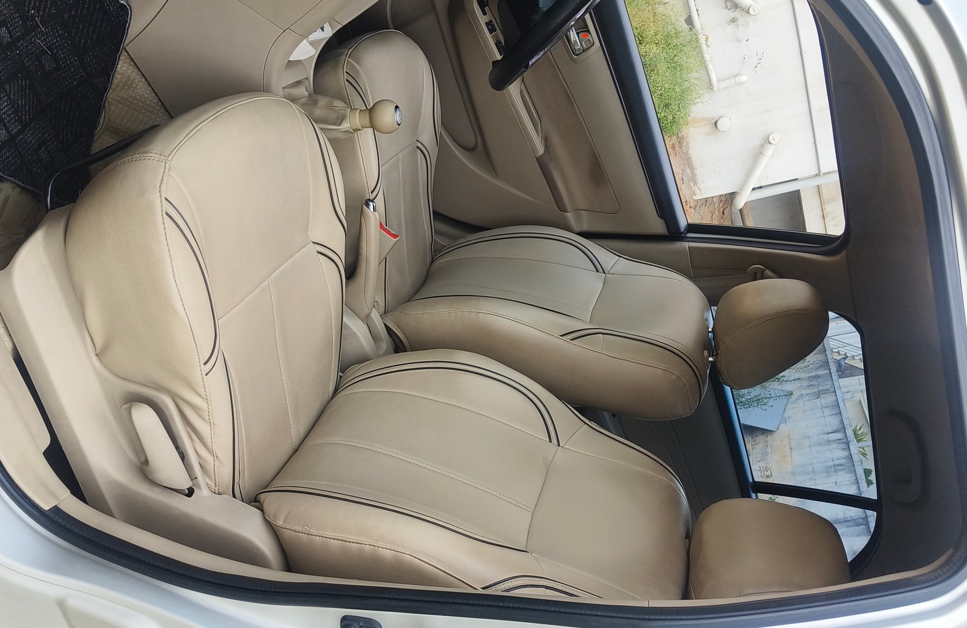 Swift DZire image 3 Swift DZire image 3