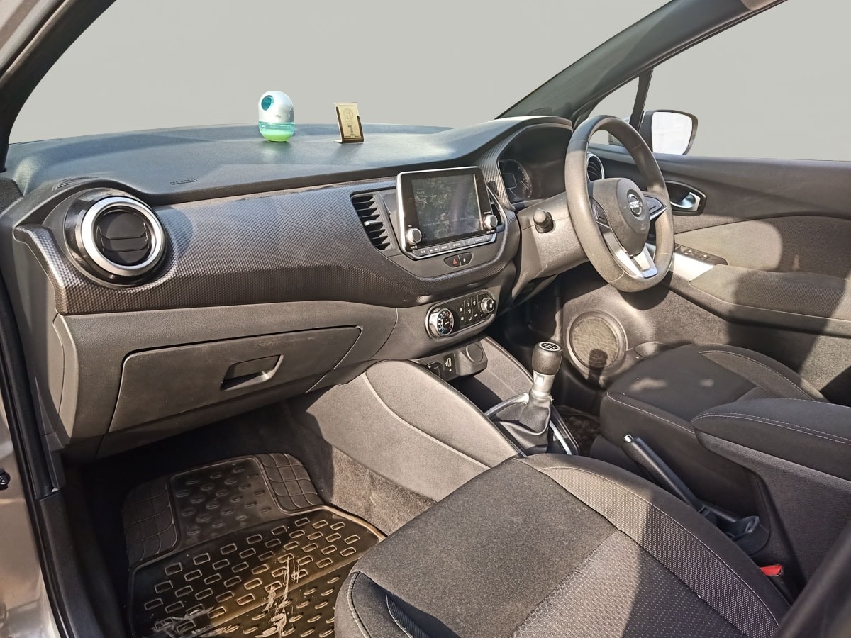 Used 2022 Nissan Kicks Used 2022 Nissan Kicks