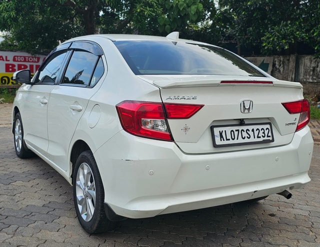 View Honda Amaze Image 10 Used Honda Amaze Image 10