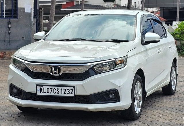 View Honda Amaze Image 1 Used Honda Amaze Image 1