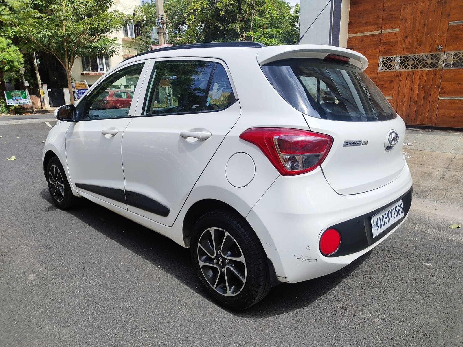 Used 2018 Hyundai Grand i10 Used 2018 Hyundai Grand i10