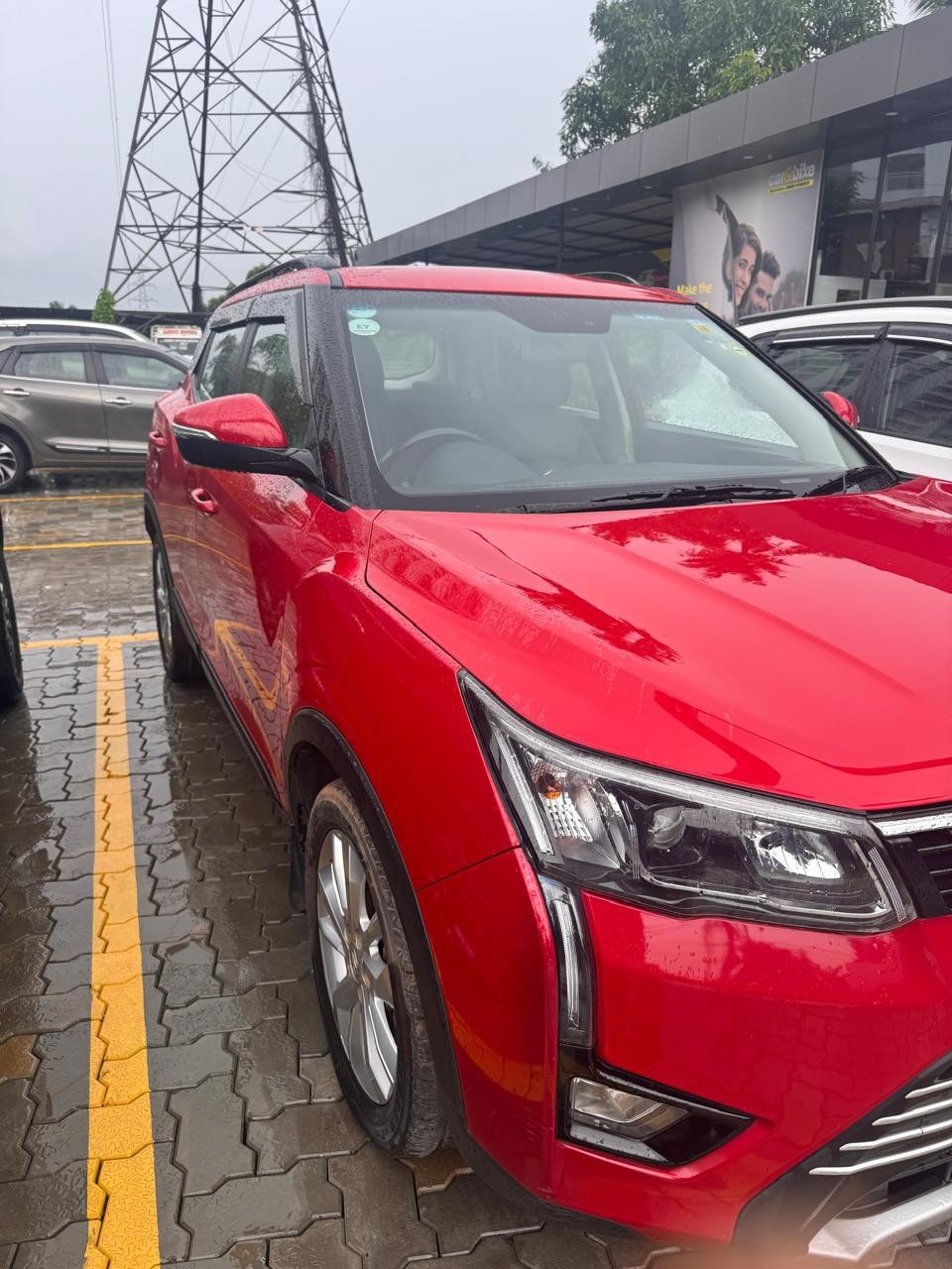 Used 2020 Mahindra XUV300 Used 2020 Mahindra XUV300