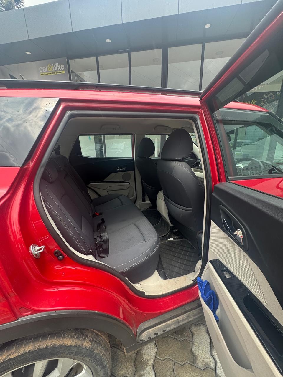 Used 2020 Mahindra XUV300 Used 2020 Mahindra XUV300