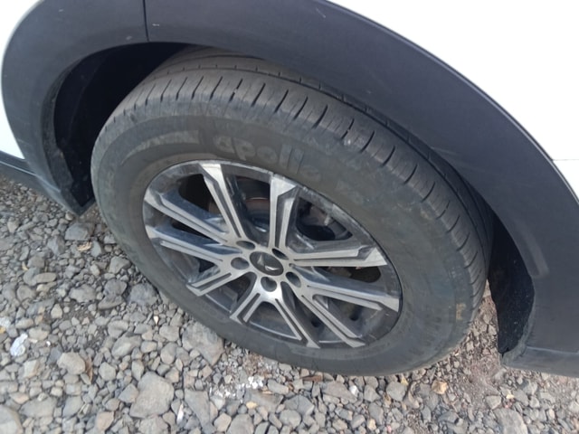View Mahindra XUV700 Image 10 Used Mahindra XUV700 Image 10