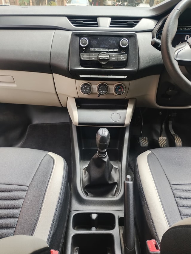 View Renault Triber Image 5 Used Renault Triber Image 5