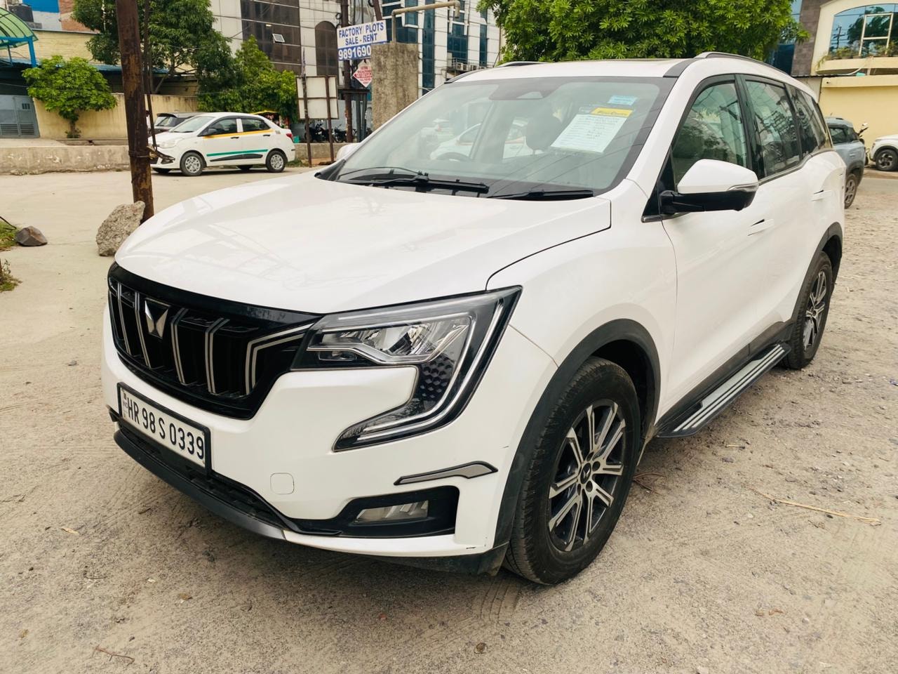 Used 2024 Mahindra XUV700 Used 2024 Mahindra XUV700