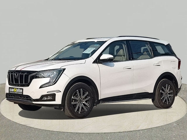 View Mahindra XUV700 Image 1 Used Mahindra XUV700 Image 1
