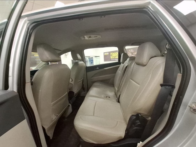 View Mahindra Marazzo Image 14 Used Mahindra Marazzo Image 14