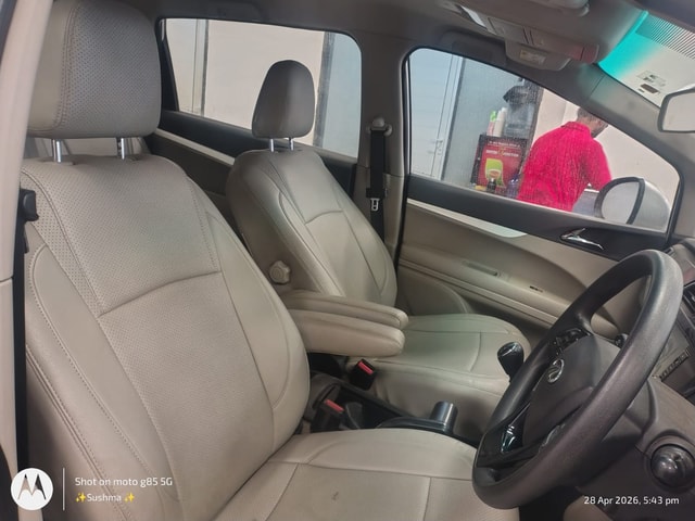 View Mahindra Marazzo Image 3 Used Mahindra Marazzo Image 3