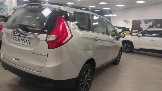 View Mahindra Marazzo Image 10 Used Mahindra Marazzo Image 10