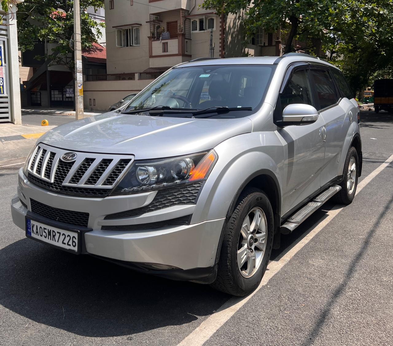 XUV500 image 1 XUV500 image 1