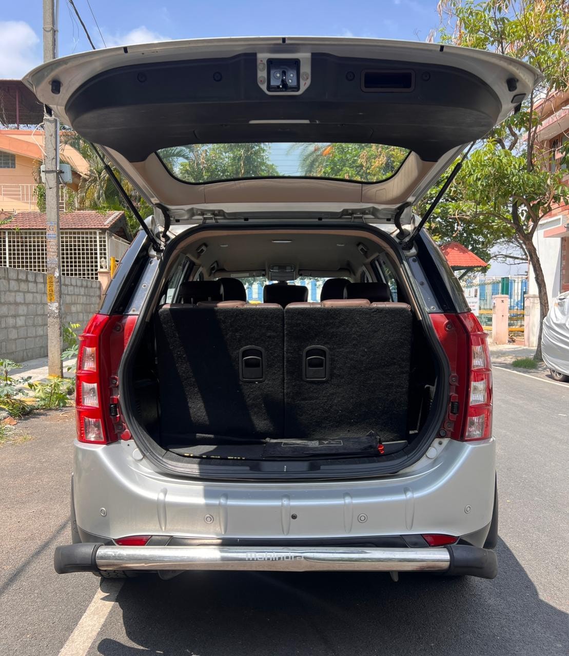 XUV500 image 16 XUV500 image 16