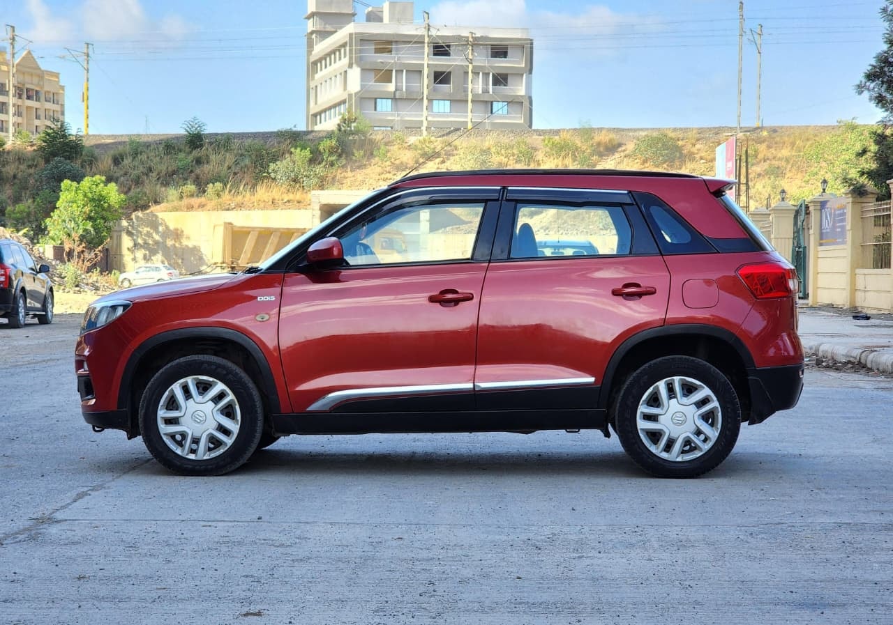 View 2017 Maruti Suzuki Vitara Brezza VDI Image 6 Used 2017 Maruti Suzuki Vitara Brezza VDI Image 6
