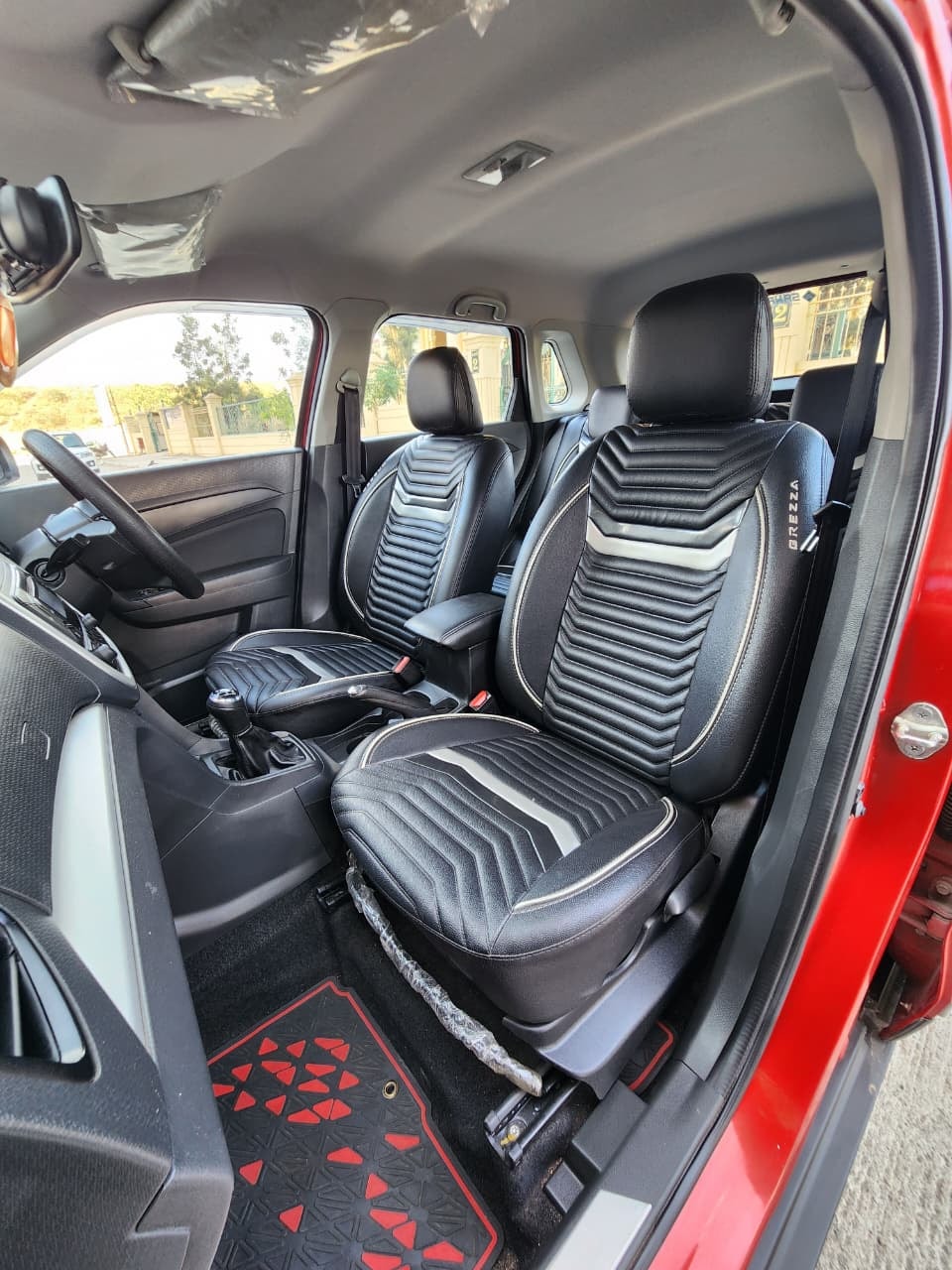 View 2017 Maruti Suzuki Vitara Brezza VDI Image 13 Used 2017 Maruti Suzuki Vitara Brezza VDI Image 13