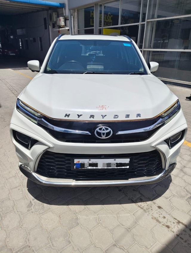 View Toyota Urban Cruiser Hyryder Image 2 Used Toyota Urban Cruiser Hyryder Image 2