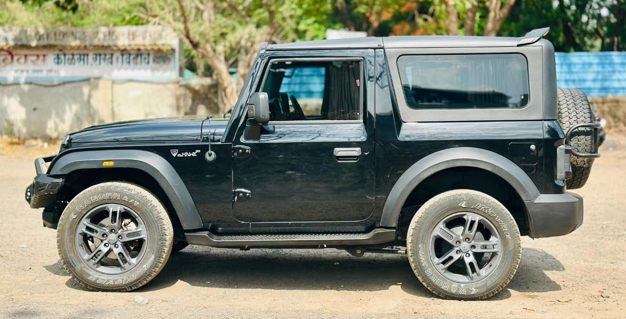 View 2025 Mahindra Thar LX Automatic 4 Seater Hard Top Diesel Image 6 Used 2025 Mahindra Thar LX Automatic 4 Seater Hard Top Diesel Image 6