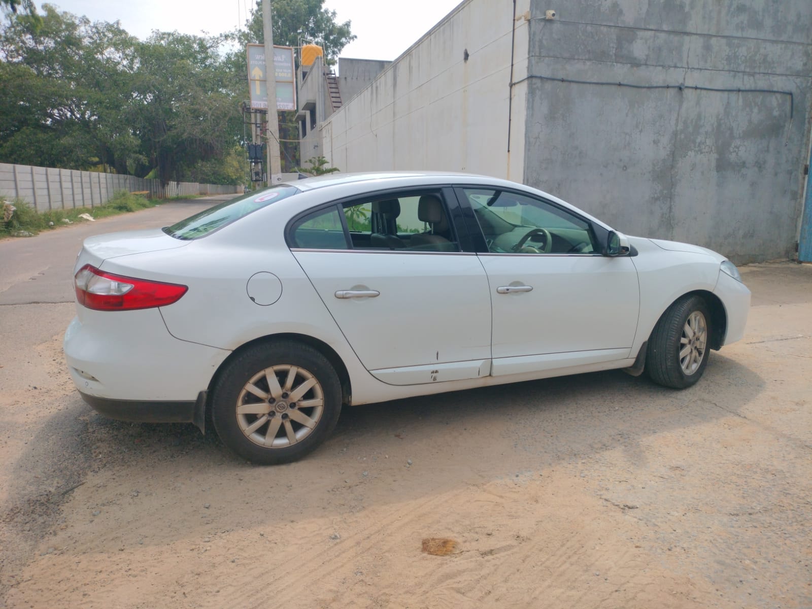 Used 2012 Renault Fluence Used 2012 Renault Fluence