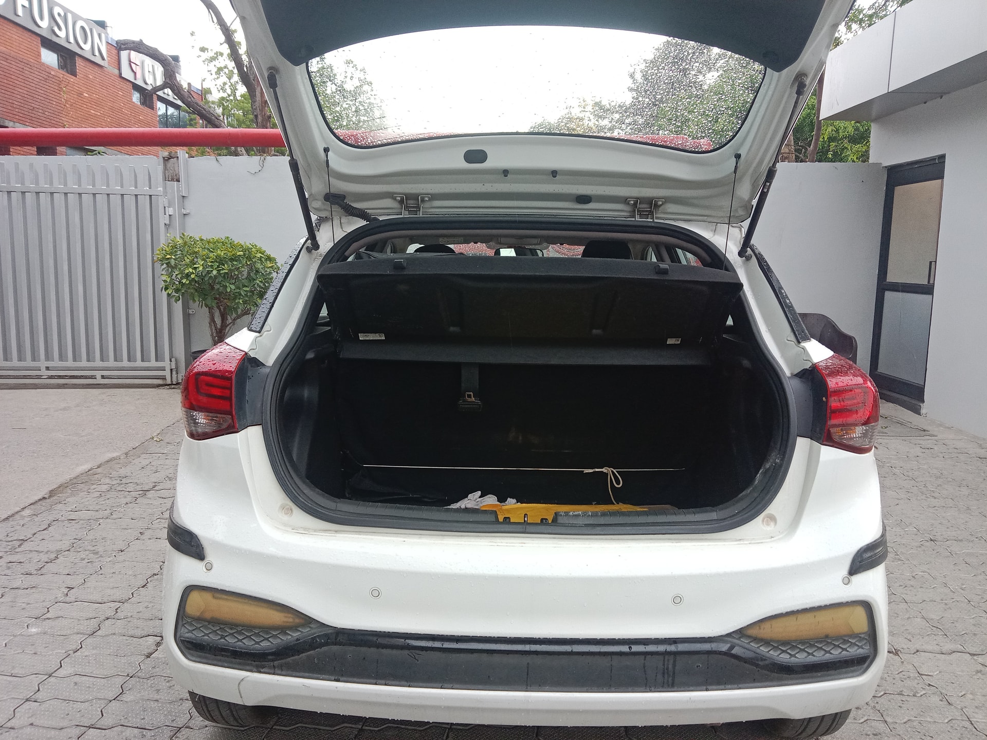 Elite i20 image 16 Elite i20 image 16
