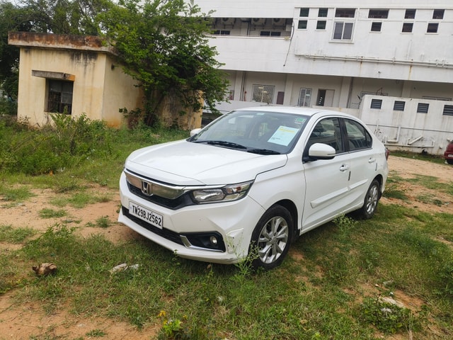 View Honda Amaze Image 1 Used Honda Amaze Image 1