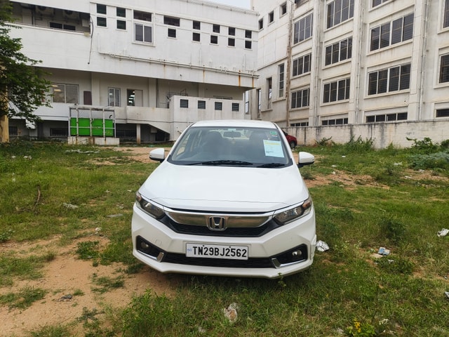 View Honda Amaze Image 2 Used Honda Amaze Image 2