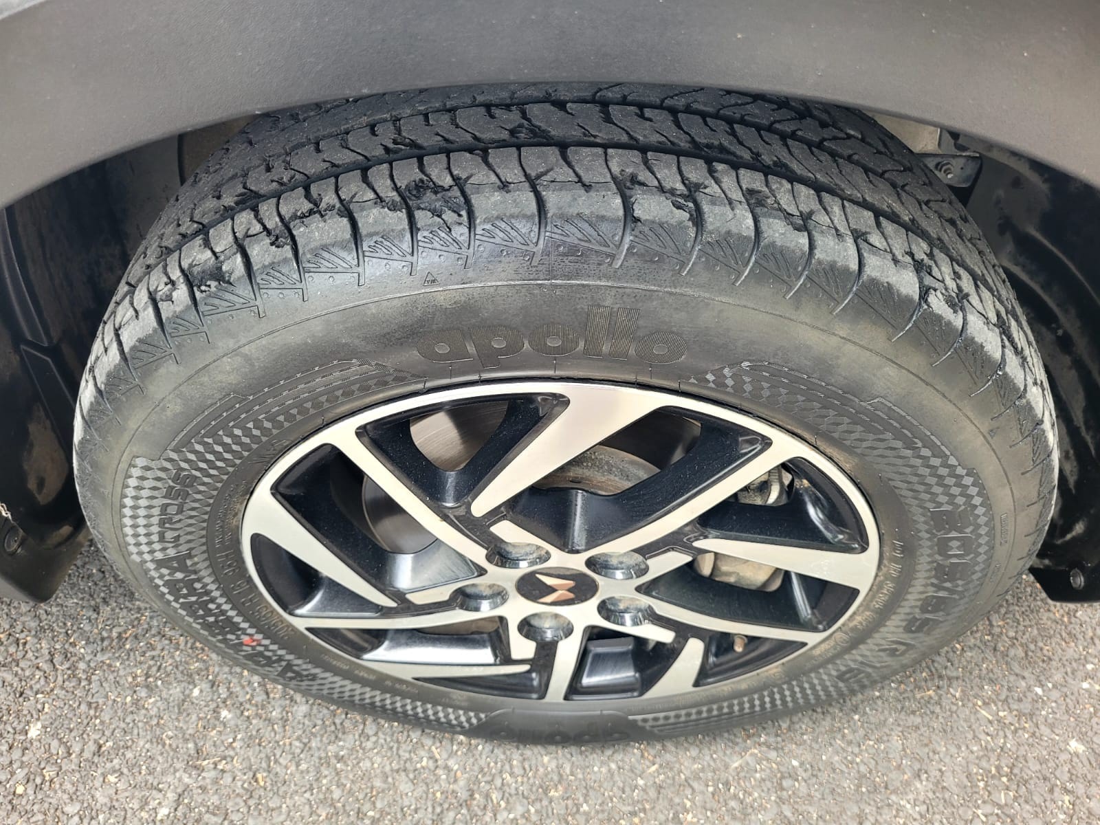 Used 2023 Mahindra XUV400 Used 2023 Mahindra XUV400