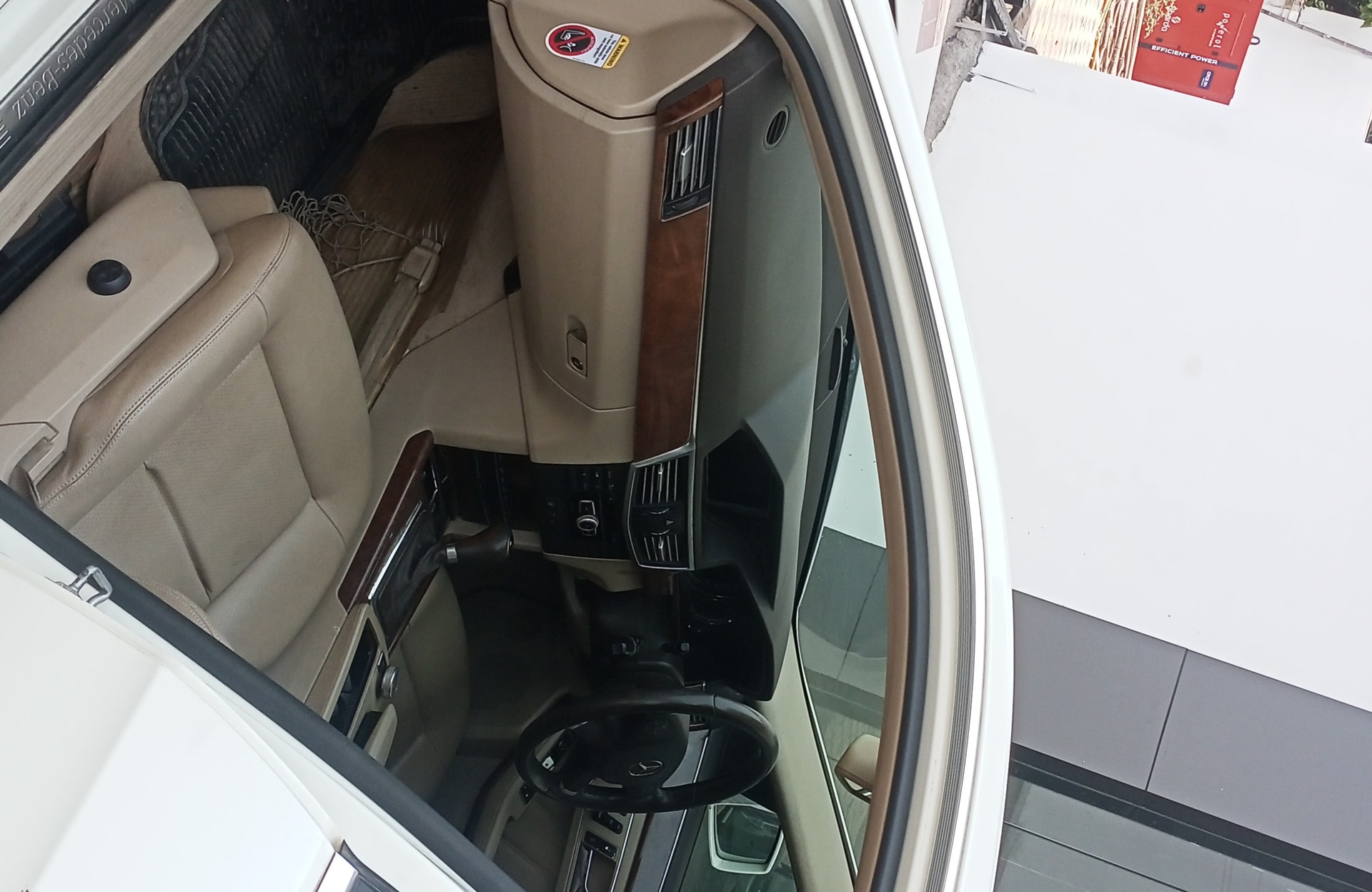 E-Class image 9 E-Class image 9
