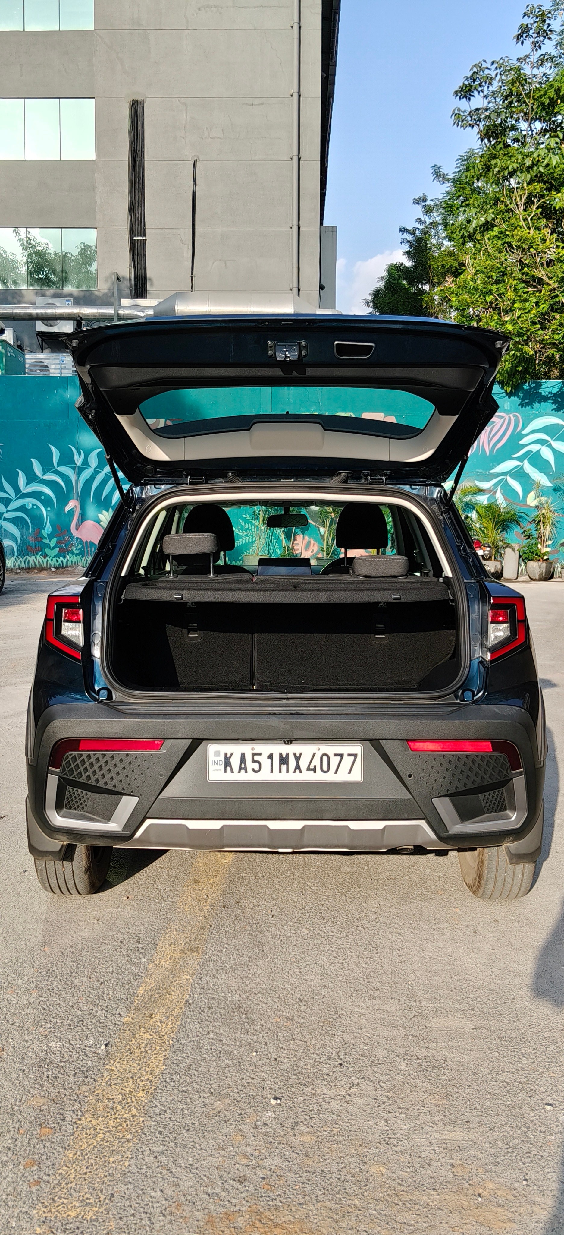 XUV 3XO image 16 XUV 3XO image 16