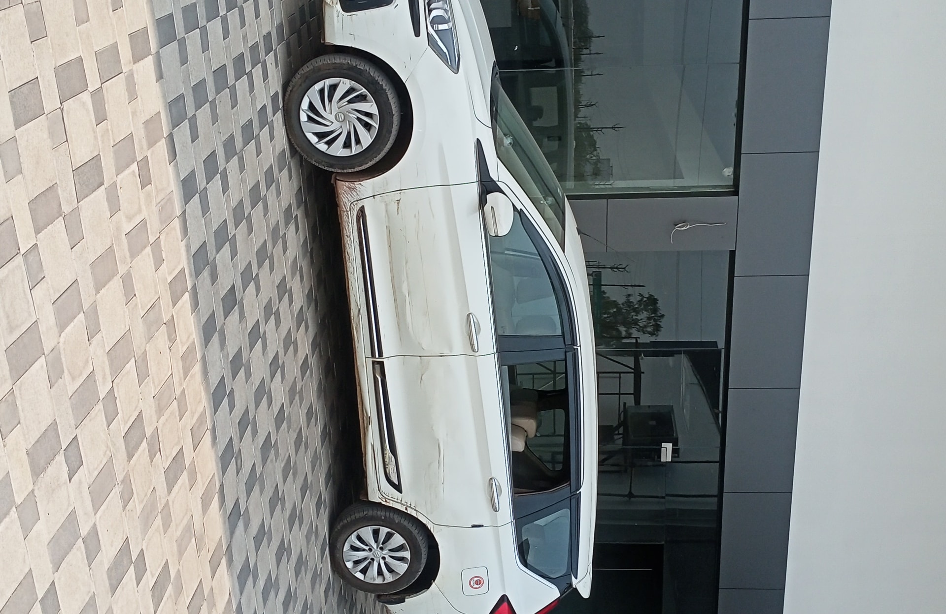 Ertiga image 4 Ertiga image 4