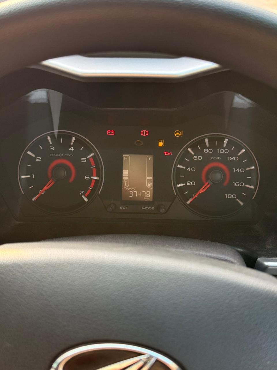 Used 2017 Mahindra KUV100 Used 2017 Mahindra KUV100