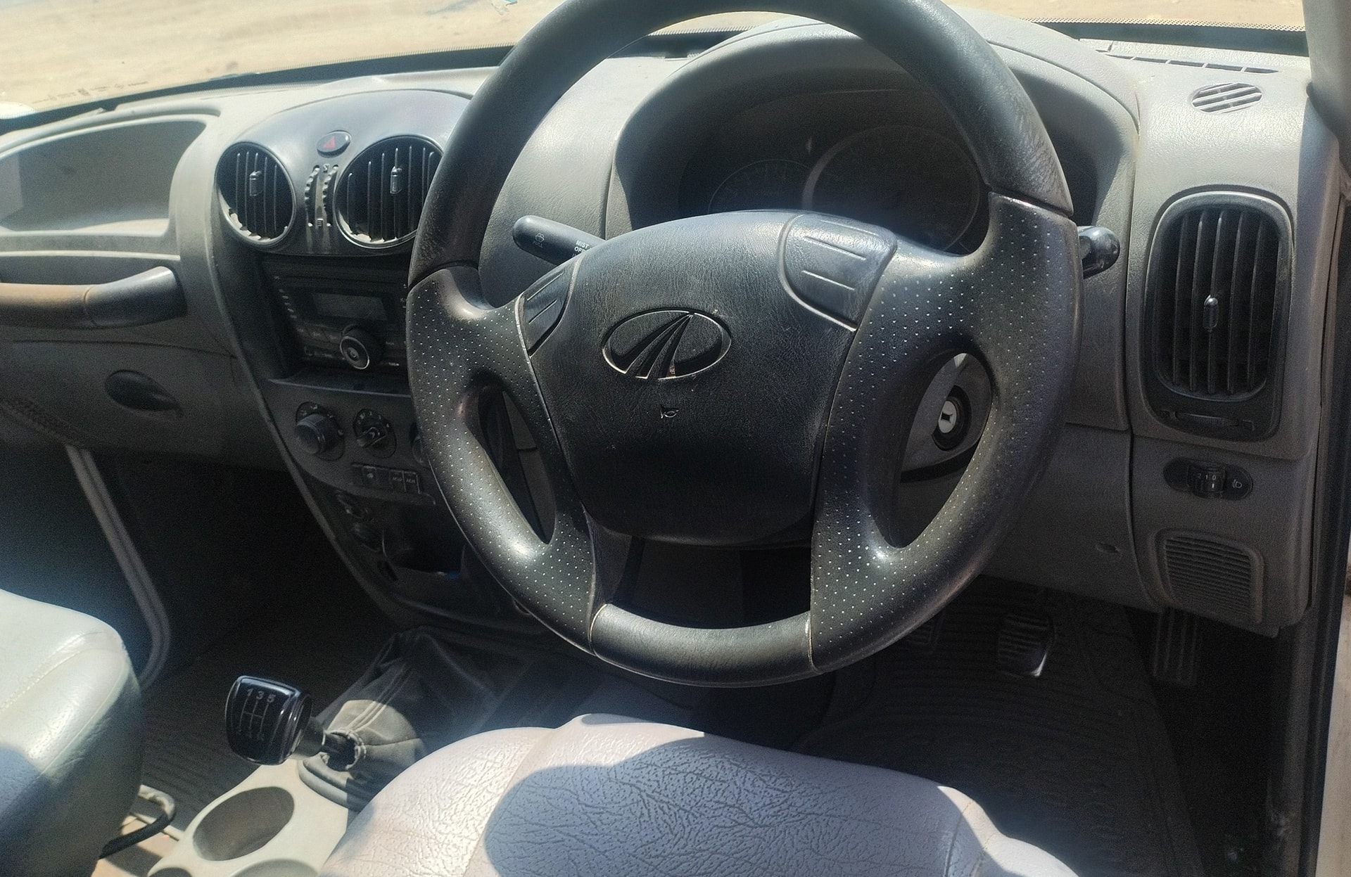Used 2014 Mahindra Scorpio Used 2014 Mahindra Scorpio