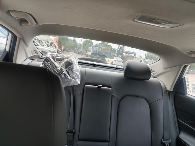 View Hyundai Verna Image 5 Used Hyundai Verna Image 5