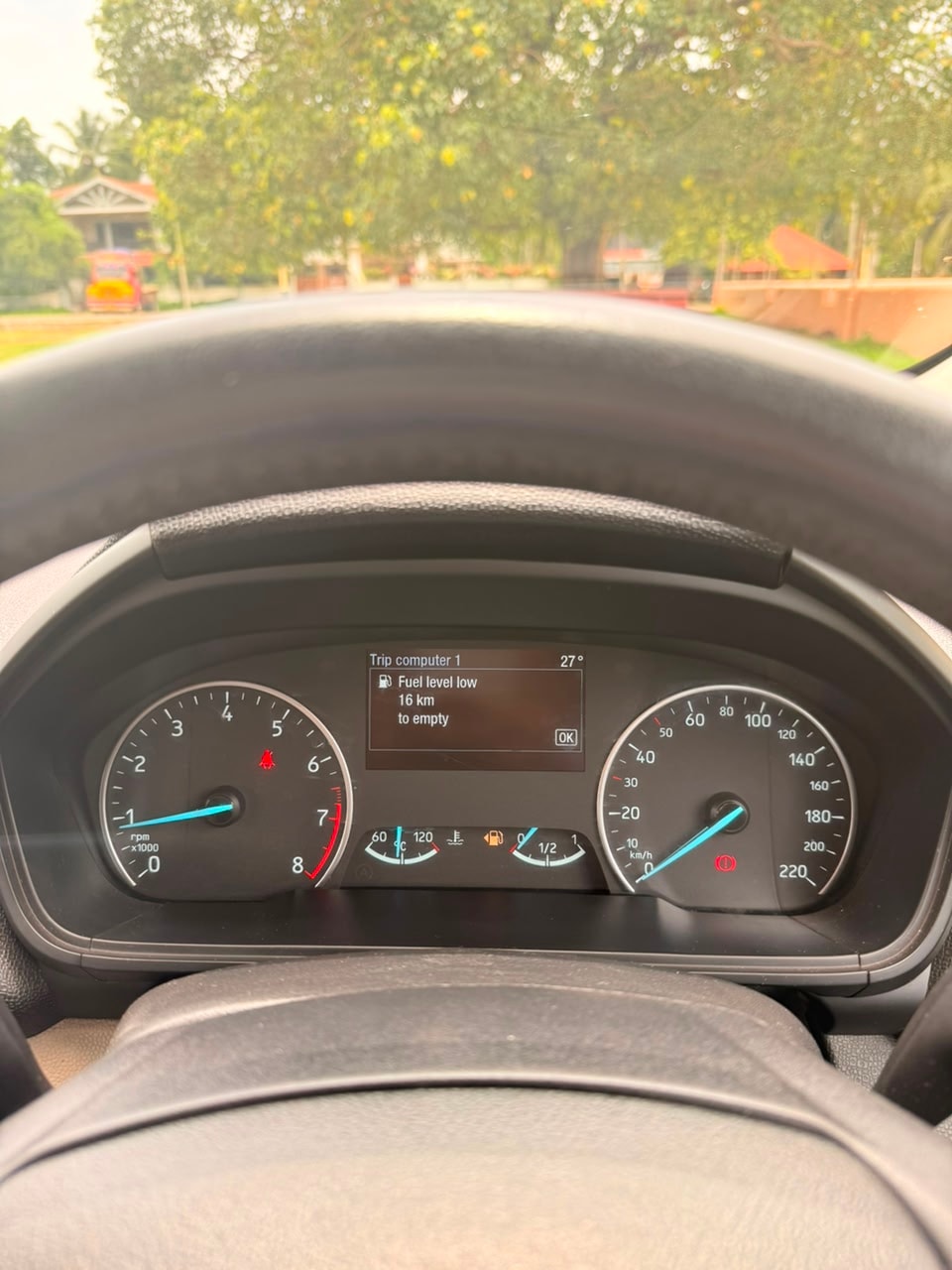 View 2019 Ford EcoSport 1.5 TiVCT Petrol Titanium Plus BS IV Image 7 Used 2019 Ford EcoSport 1.5 TiVCT Petrol Titanium Plus BS IV Image 7